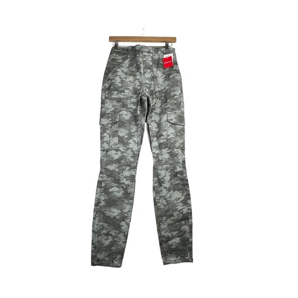 SPANX Pants - New Spanx Stretch Twill Ankle Cargo Pants size Medium Stone Wash Camo